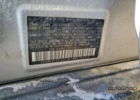 2013 Subaru Outback 2.5I Premium z USA, uszkodzony, nr VIN 4S4BRCCC5D3210177